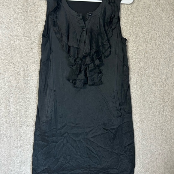 T-Bags Dresses & Skirts - T-bags Women’s Black Silk Mini Dress Size Medium. Classic LBD Sexy